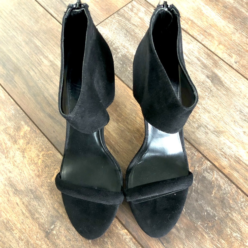 Audrey Brooke Heels